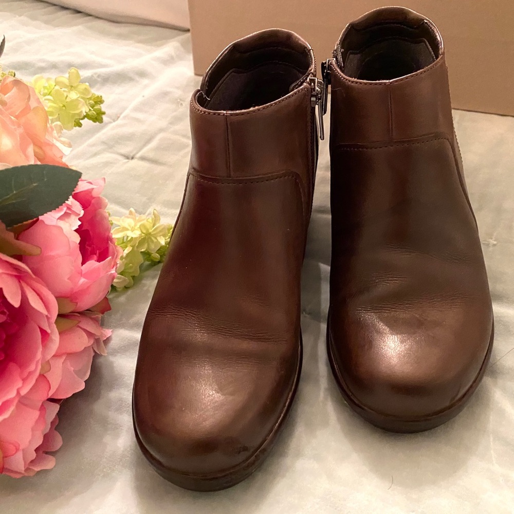 CLARKS Clarene Sun Brown Leather Ankle Boots